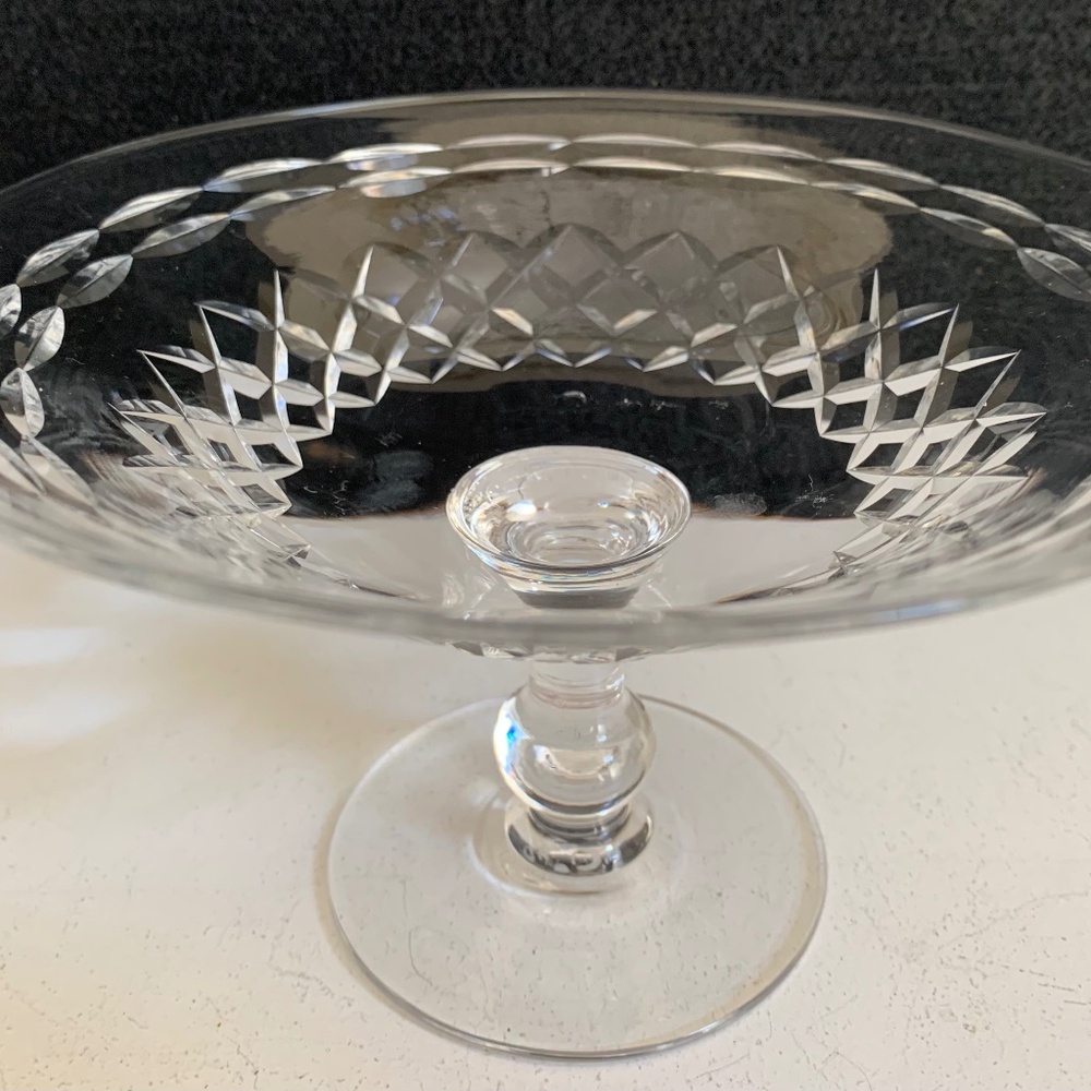 Tudor England, Crystal Pedestal Candy Comport